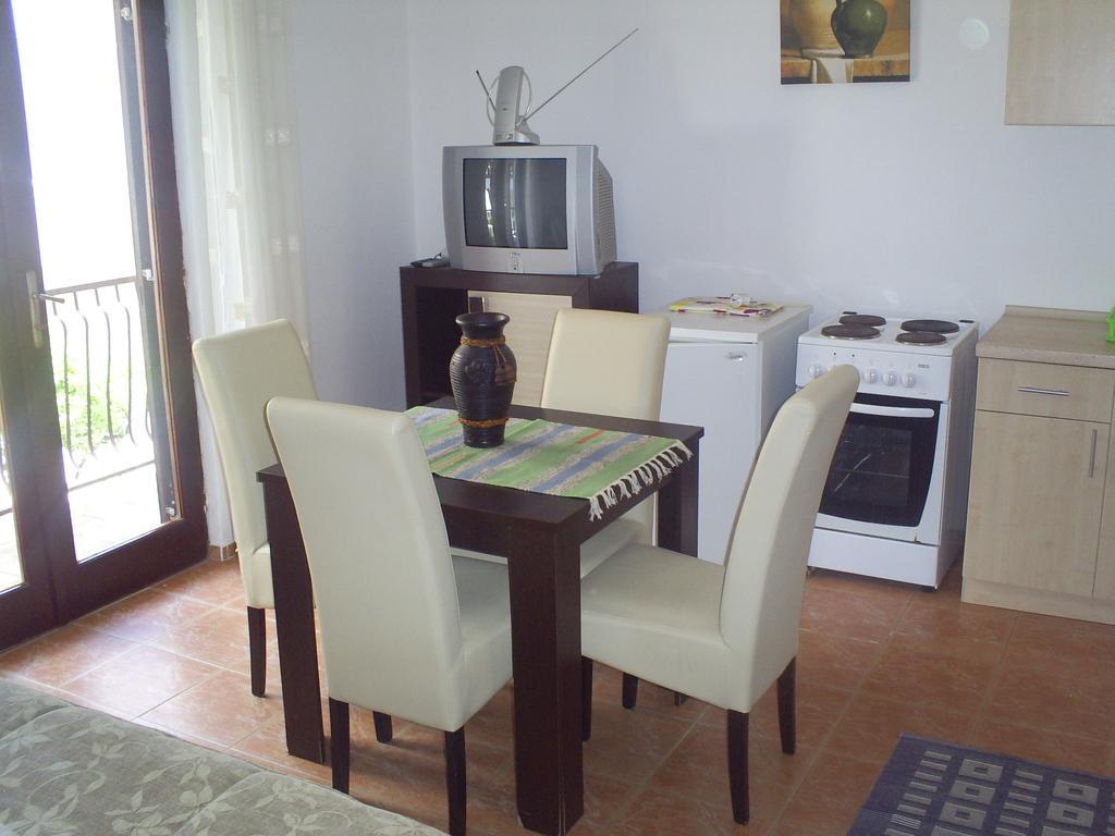 Apartmani Dado Ülgün Dış mekan fotoğraf